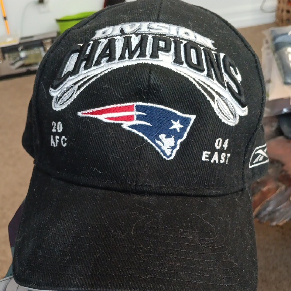 New Era Black New England Patriots 'Division Champions' Embroidered Hat